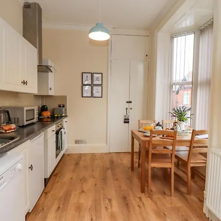 White Horses 아파트 휫비