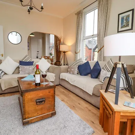 Apartment White Horses Whitby