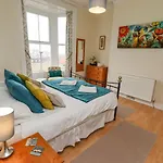 White Horses Apartment Whitby